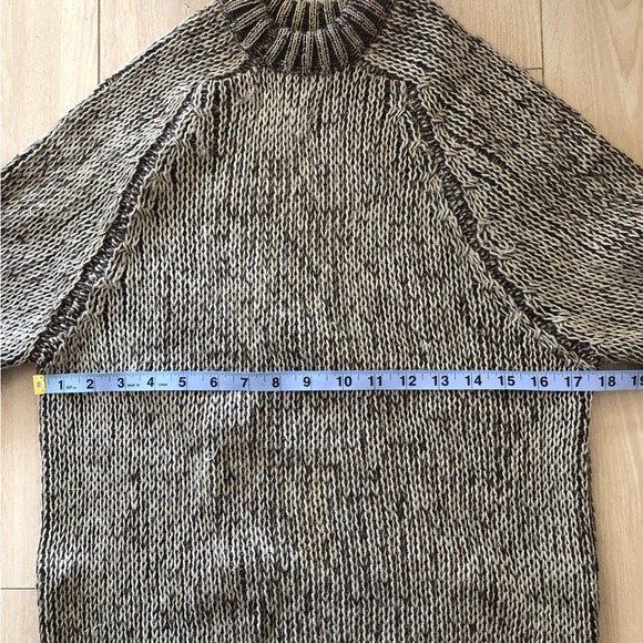 Vintage Holt Renfrew Pure New Wool Cable Knit Sweater Made in England Size L - Picture 4 of 11